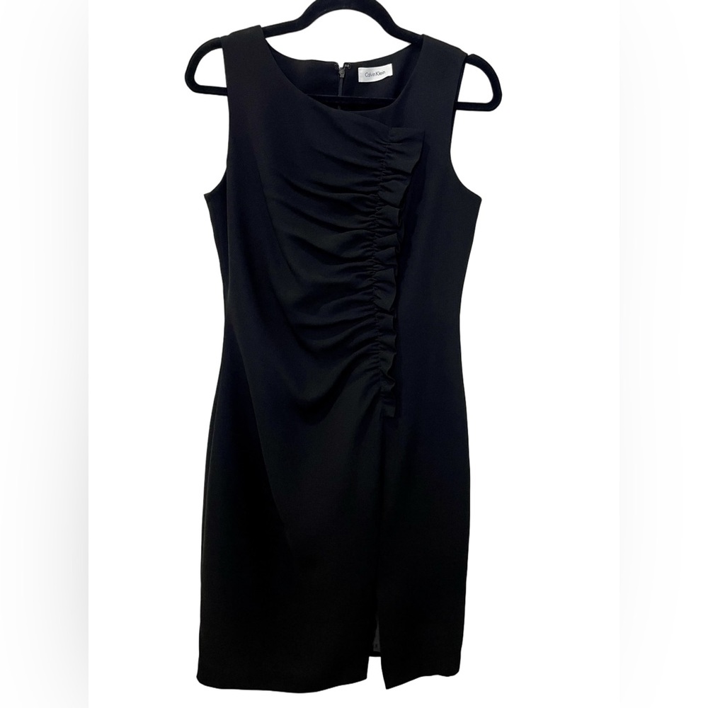 Calvin Klein • Women’s Business Black Ruched Sleeveless Dress Size 8 EUC